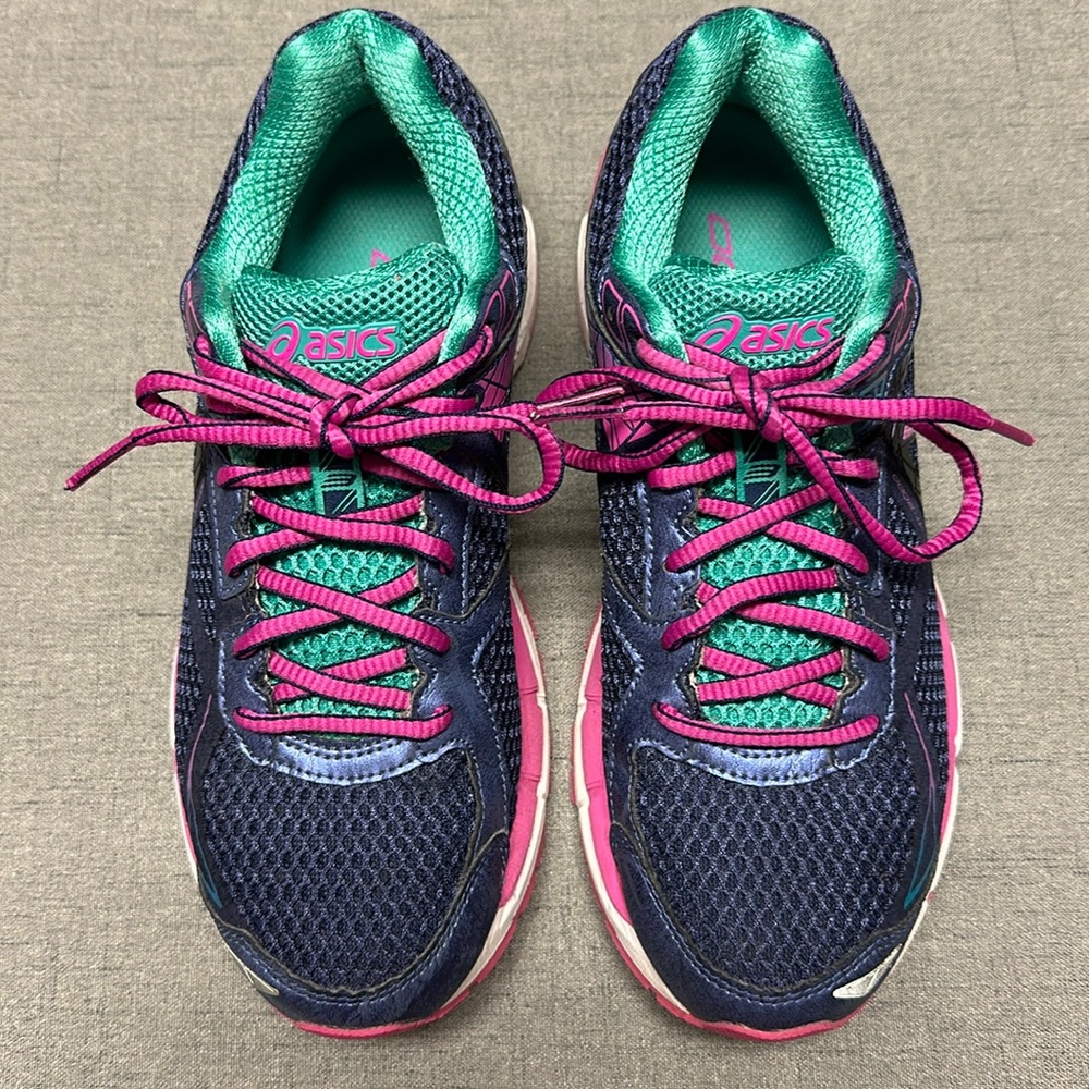 ASICS Women’s GT 2000 Sneakers